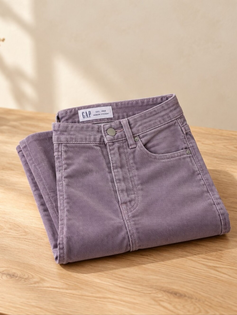 NWOT GAP Gray Corduroy Jeans Straight Leg, Size 28/6 - Picture 2 of 13
